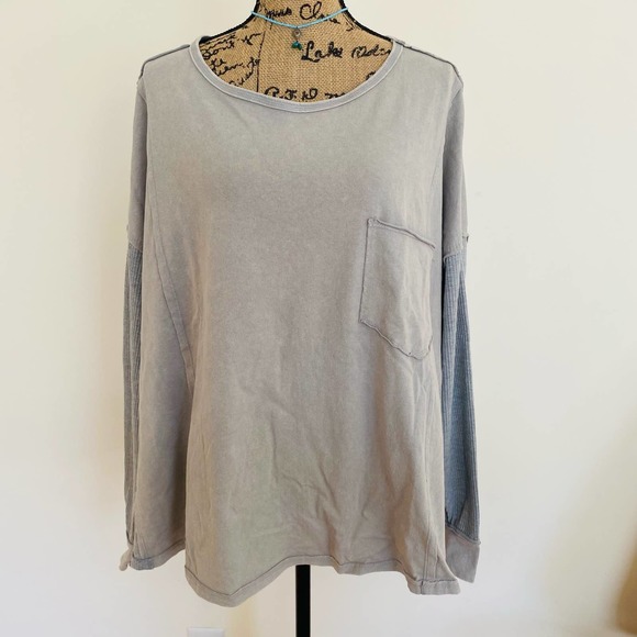 DRESS UP Vintage Wash Oversized Top with Raw Edge Details - Picture 7 of 13